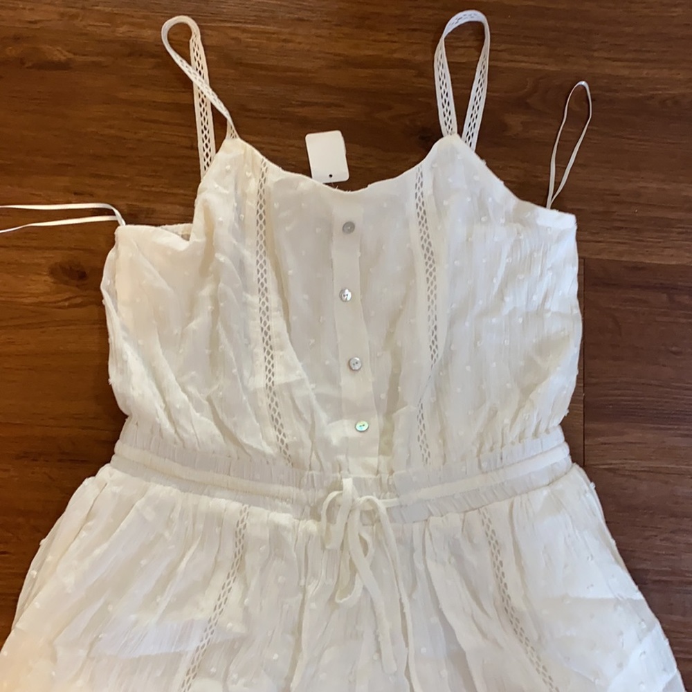 Large white romper NWT - Picture 2 of 5